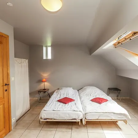 Stunning Holiday In Tohogne With Terrace Prázdninový dům
